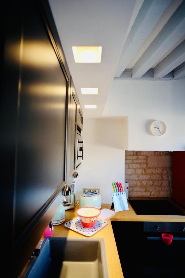 Le Perroquet Fringant, Rue Pietonne Et Quartier Historique Apartment ก็อง ภายนอก รูปภาพ