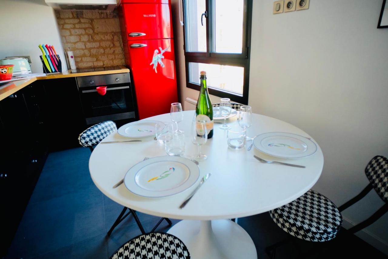 Le Perroquet Fringant, Rue Pietonne Et Quartier Historique Apartment ก็อง ภายนอก รูปภาพ