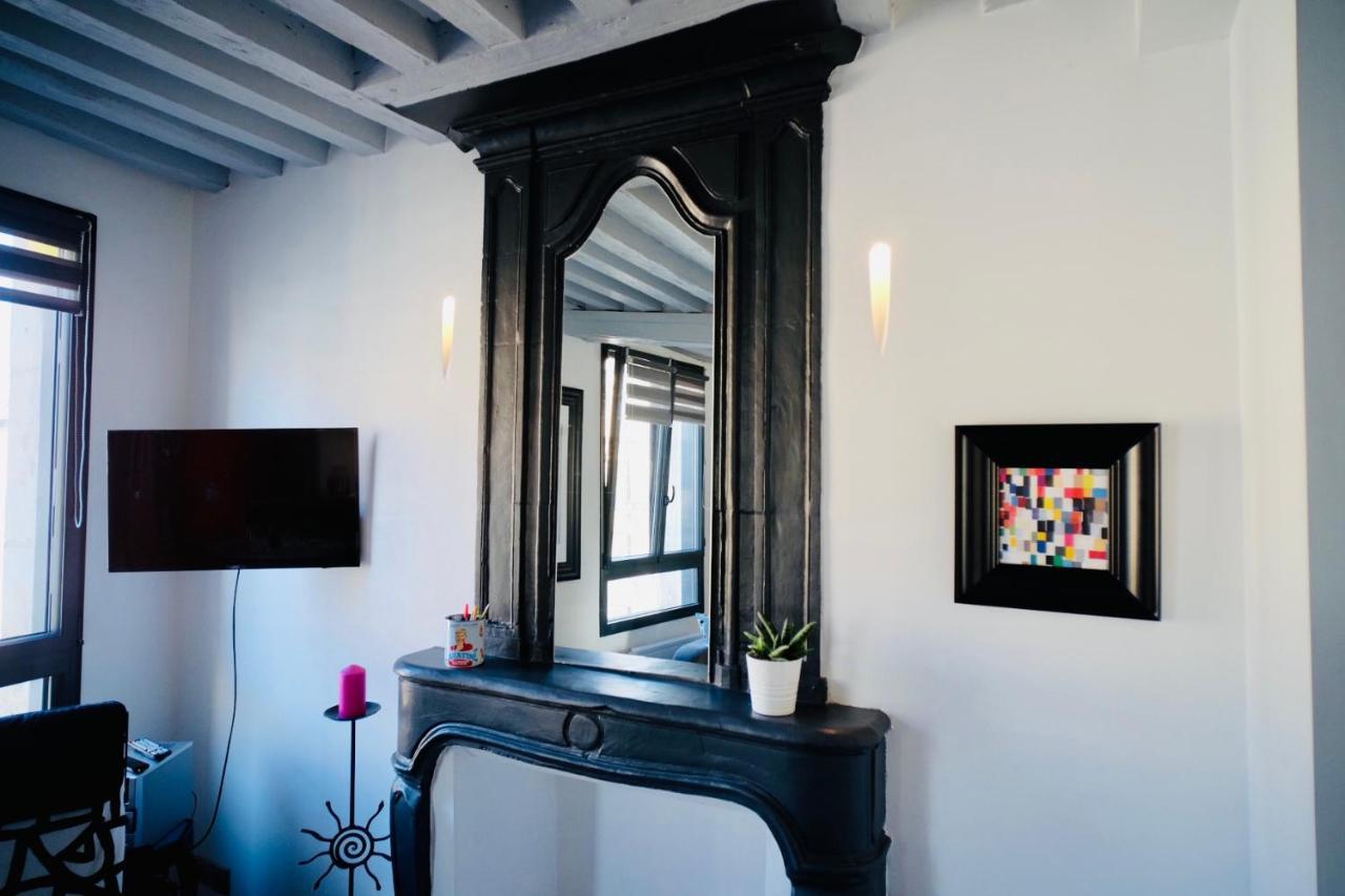 Le Perroquet Fringant, Rue Pietonne Et Quartier Historique Apartment ก็อง ภายนอก รูปภาพ
